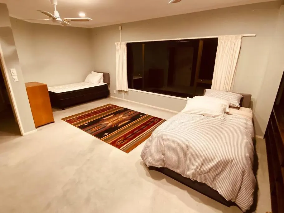 Sandwalk - Big, Bold, Beachfront Paraparaumu